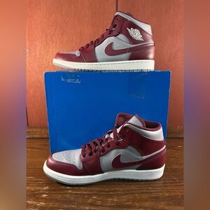 Nike Air Jordan 1 Mid Cherrywood Red/White Mens Size US 10.5